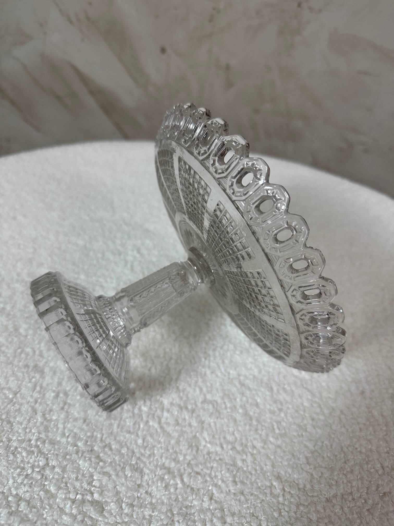 Glass fruit bowl, circa 1900