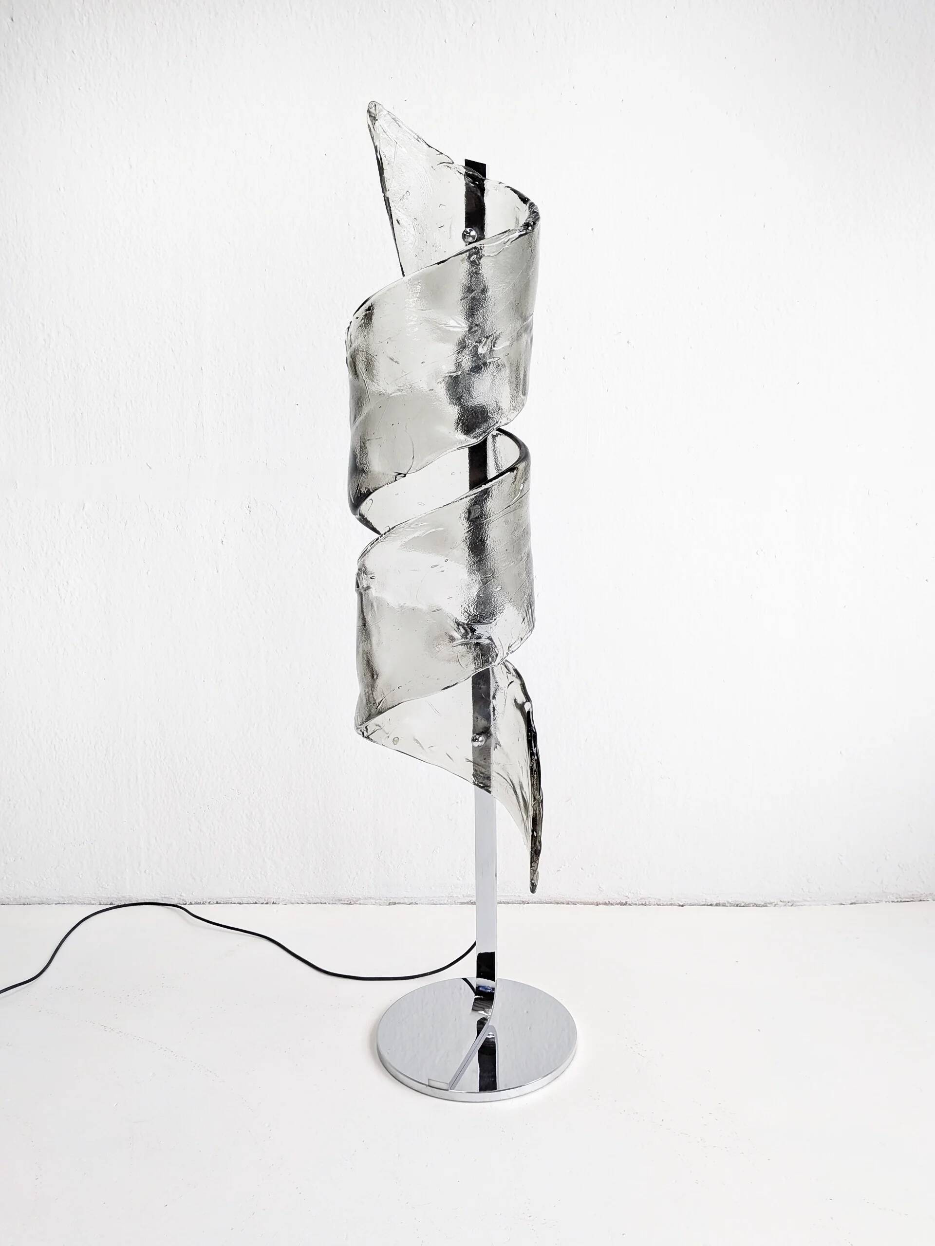 Muranoglass floor lamp 'Spiral' by Mazzega 1970s