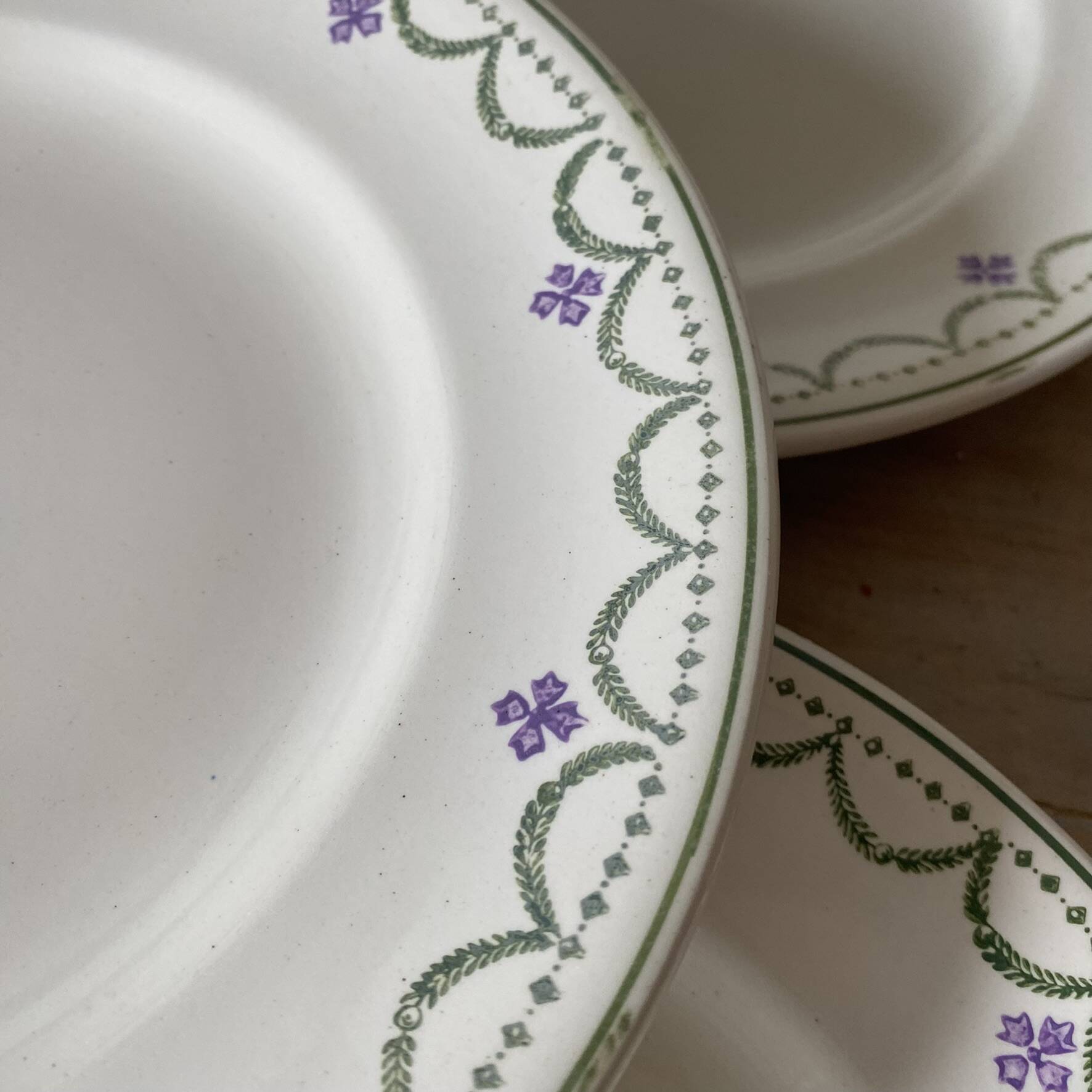 Flat plates Longwy model "Violetta", early 20th century