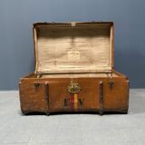 Antique brown travel case with wooden slides from the early 1900s