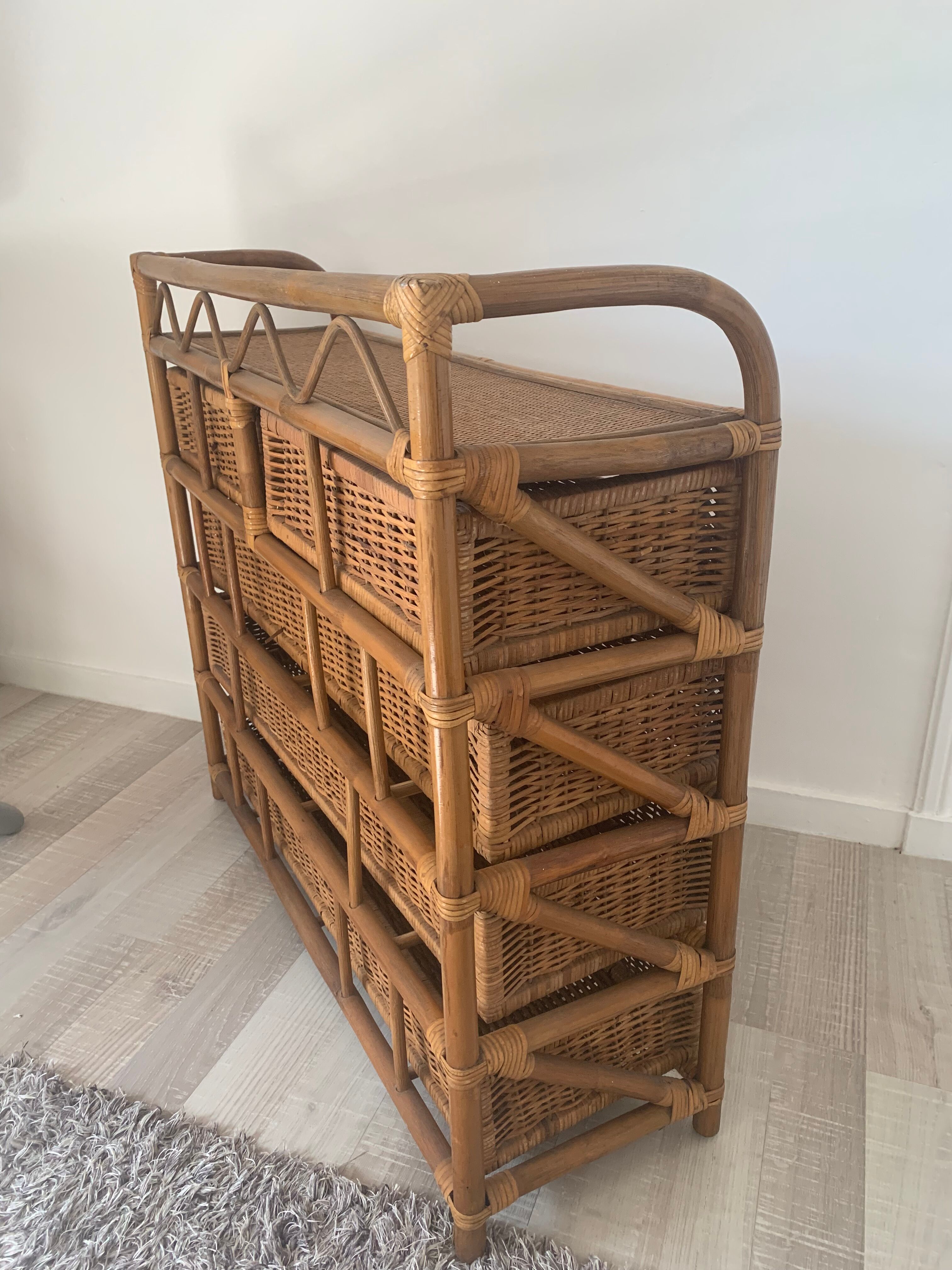Chiffonnier vintage en rotin