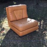 Chauffeuse Jacques Charpentier design vintage en cuir