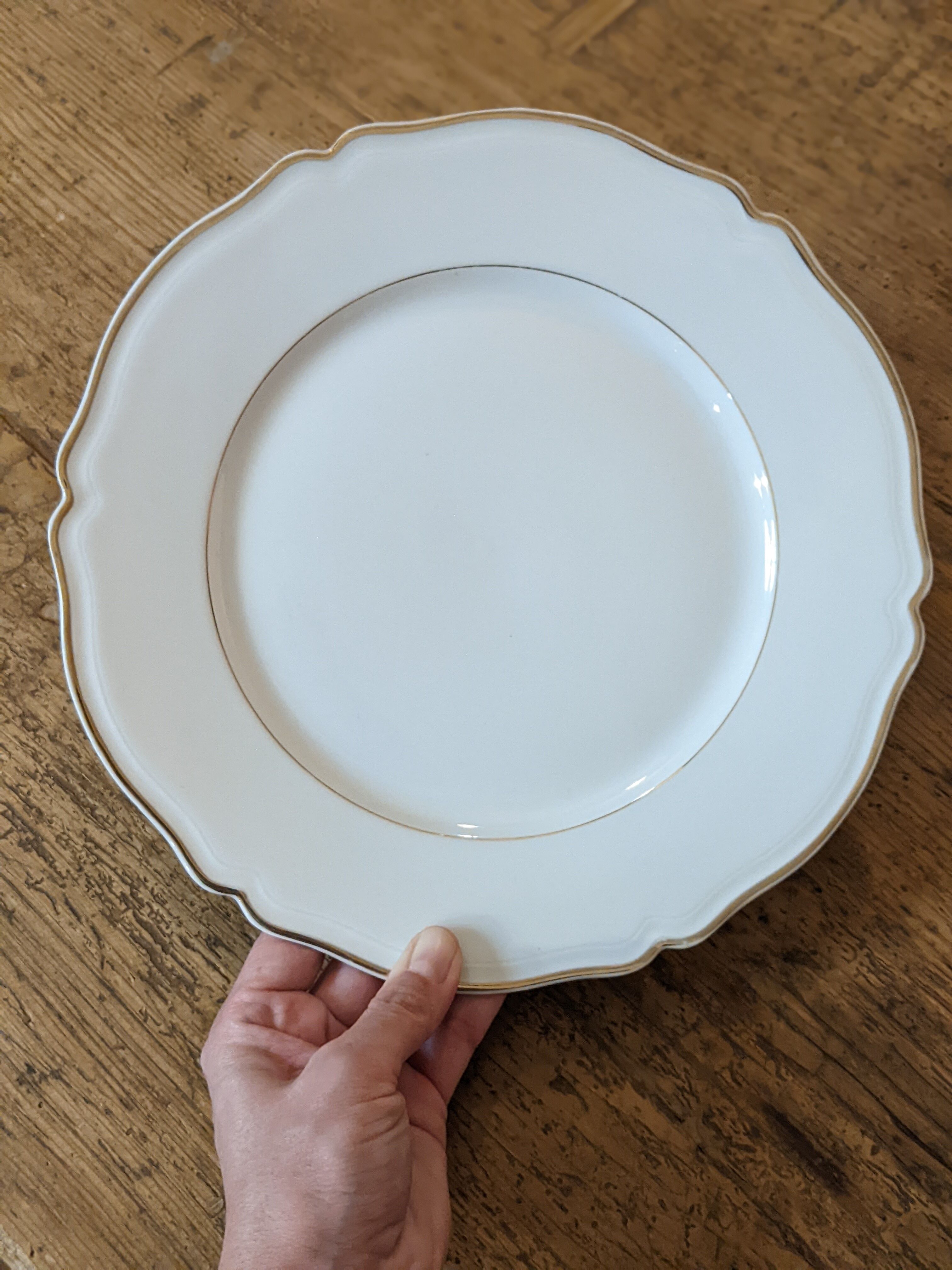 Lot vintage round flat plates in Limoges porcelain