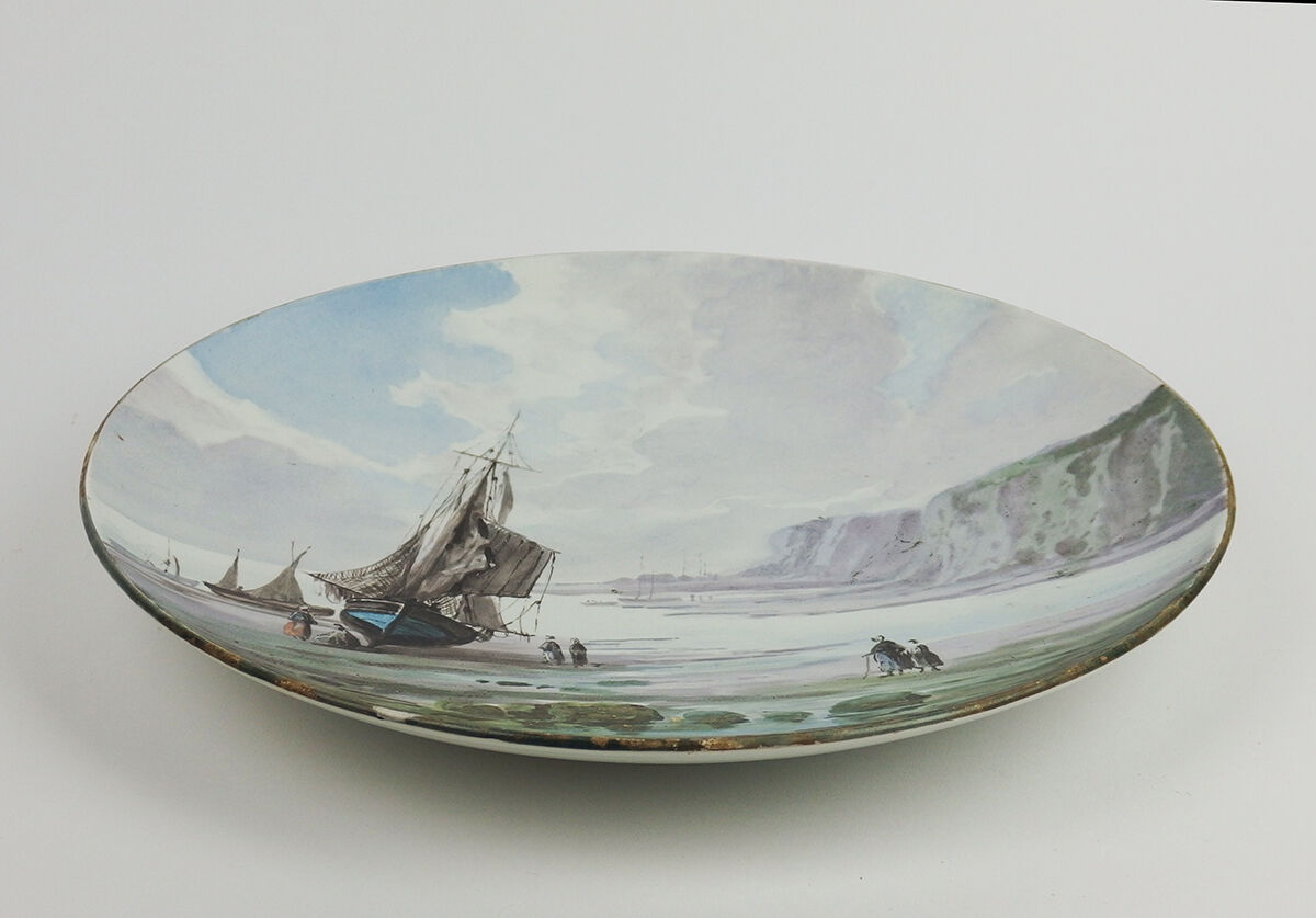 Montereau earthenware dish"Maritime landscape"