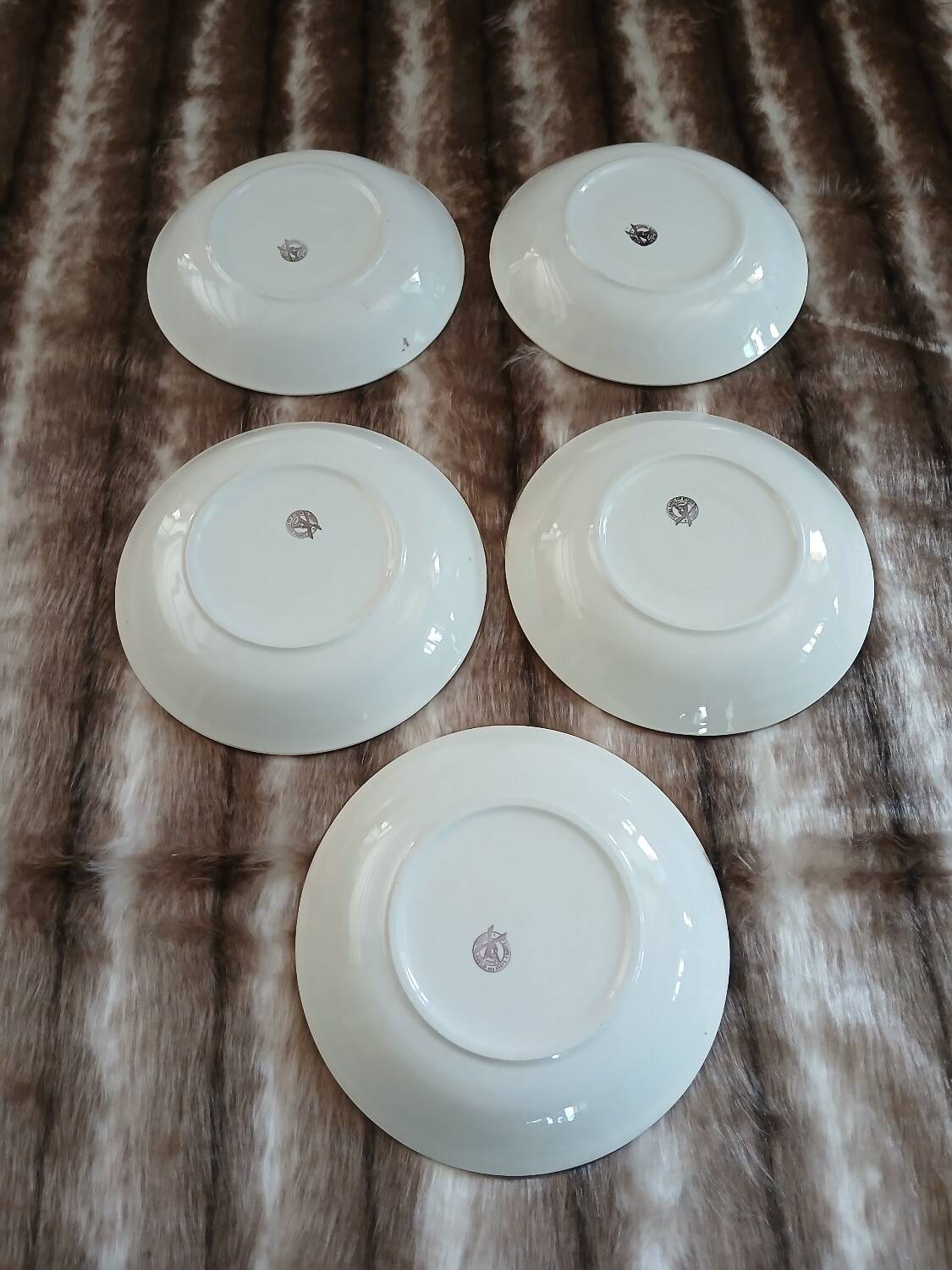 5 vintage deep plates Moulin des Loups