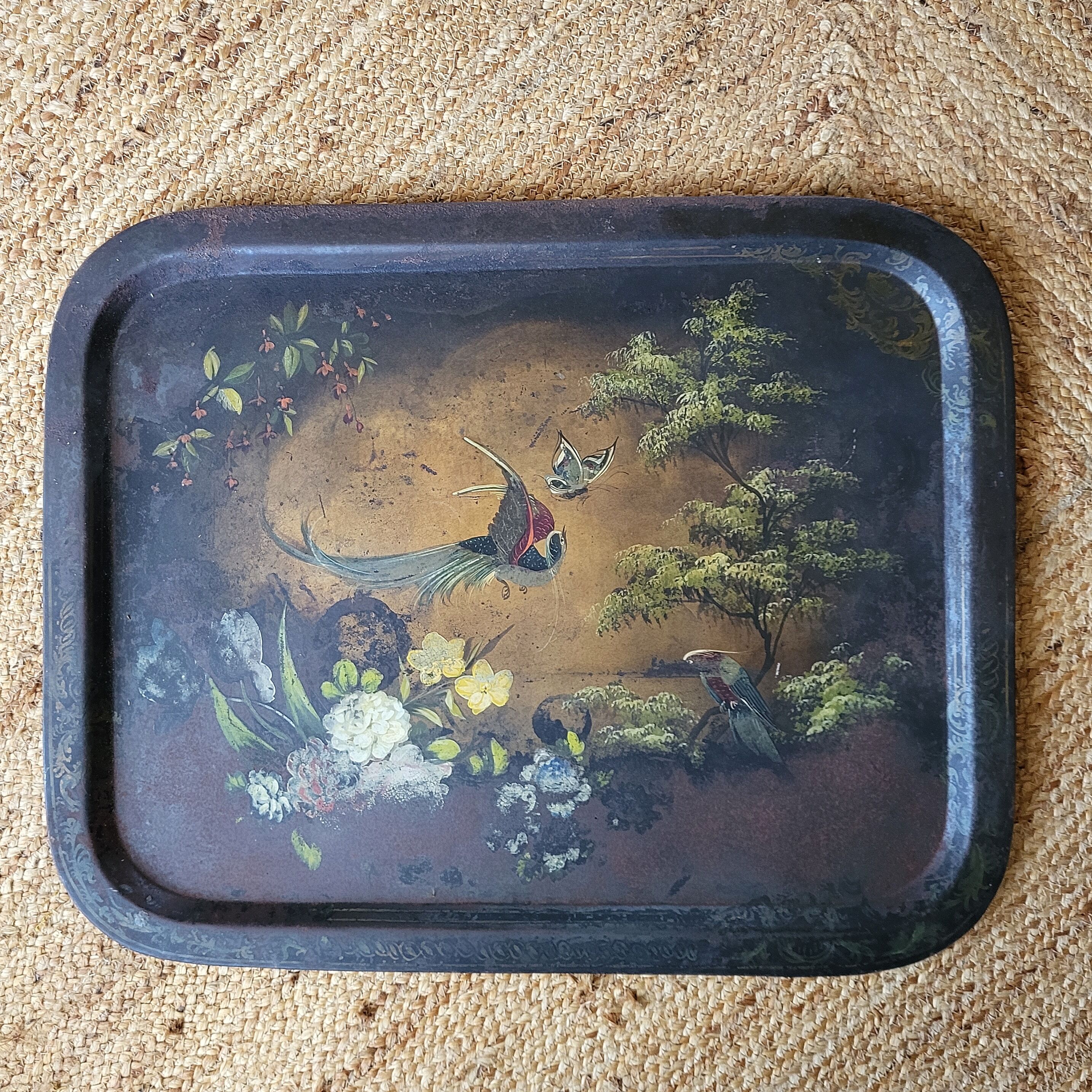 Top size XXL in metal early XXth hand painted