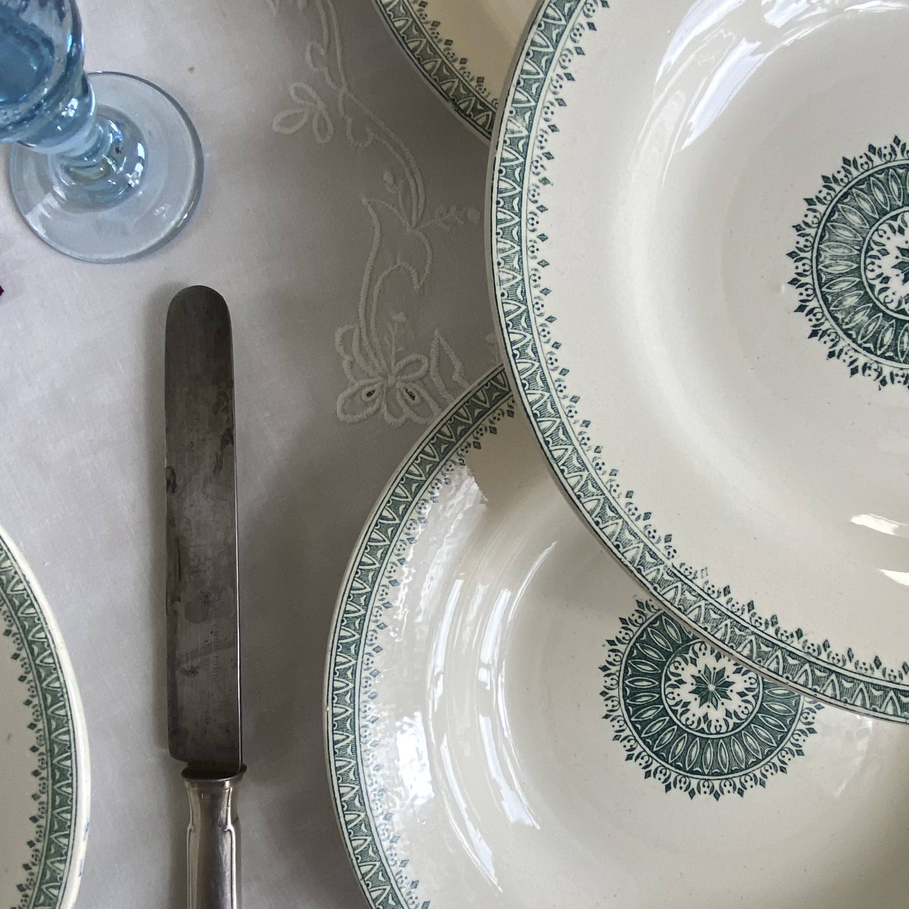 6 deep plates, antique earthenware, ironstone from Creil and Montereau.