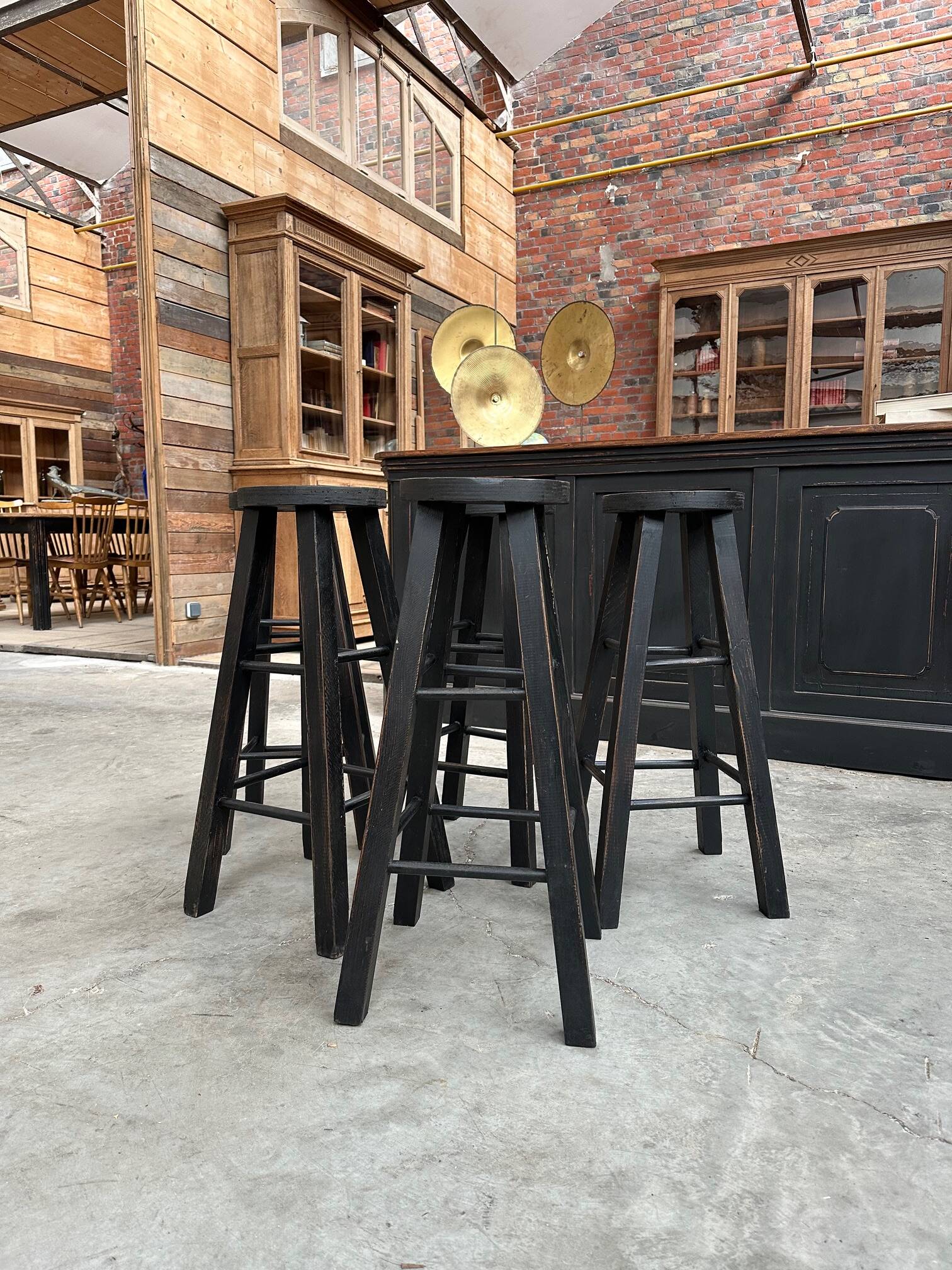 Set of 5 bar stools