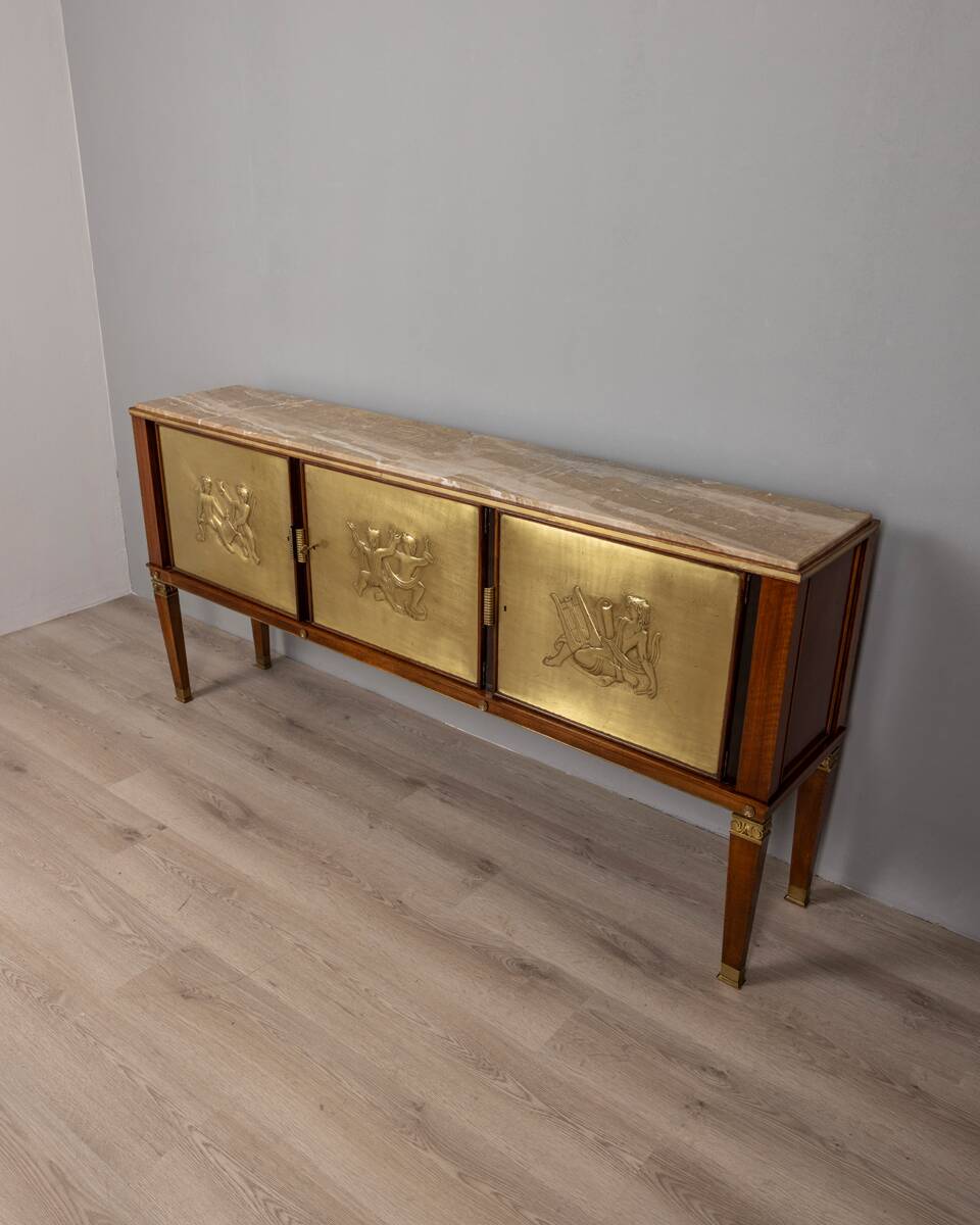 Buffet vintage années 40 en bois bas-reliefs en laiton et marbre design italien