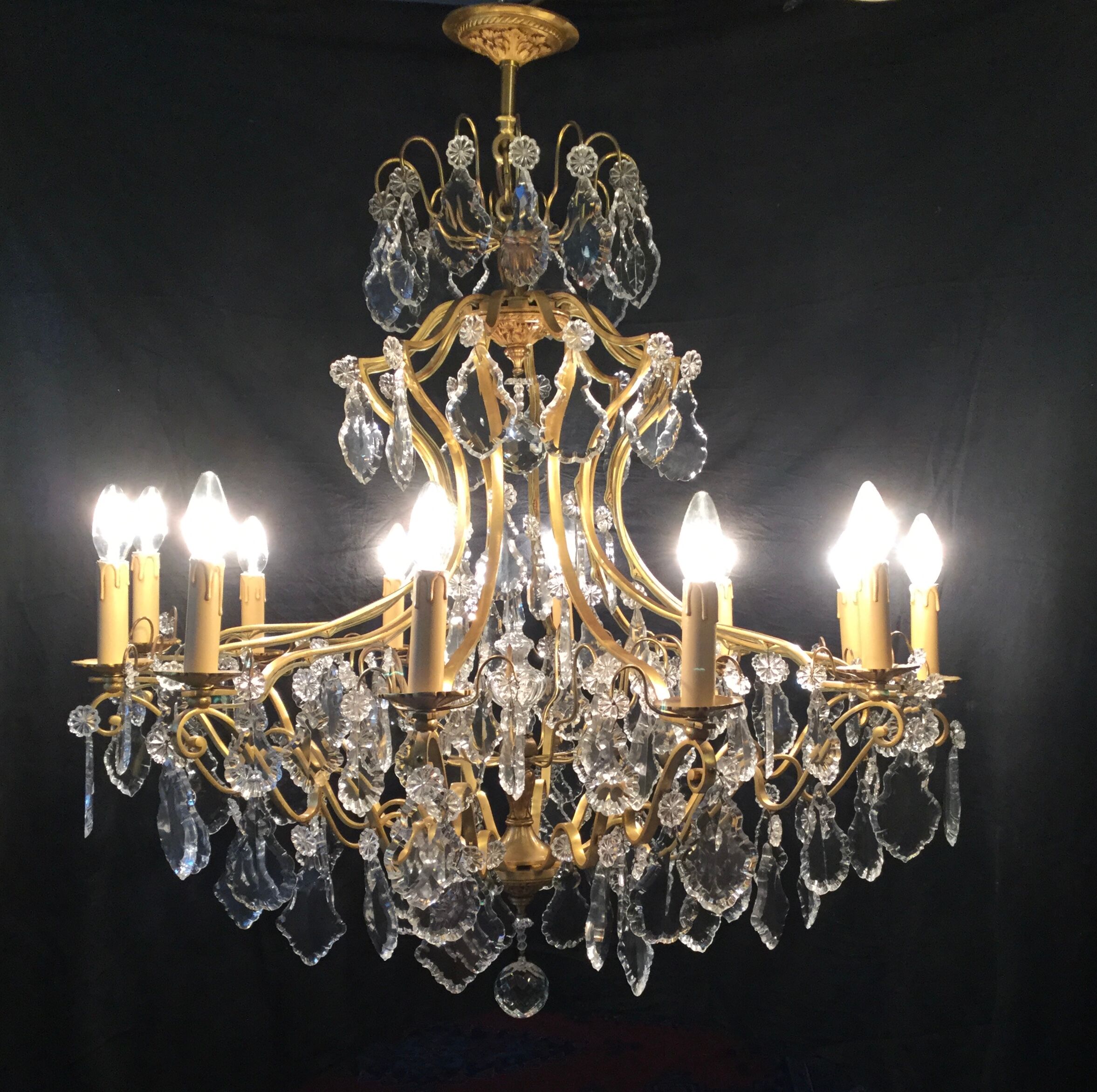 12-light bronze and crystal chandelier
