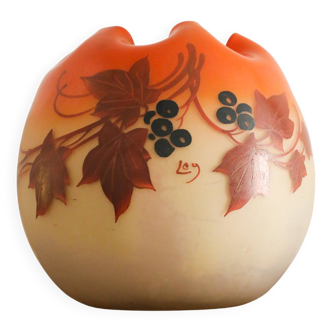 Legras vase boule jaune orangé à décor de vigne