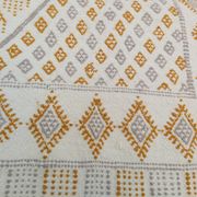 Tapis traditionnel tissé à la main en pure laine 114x200cm