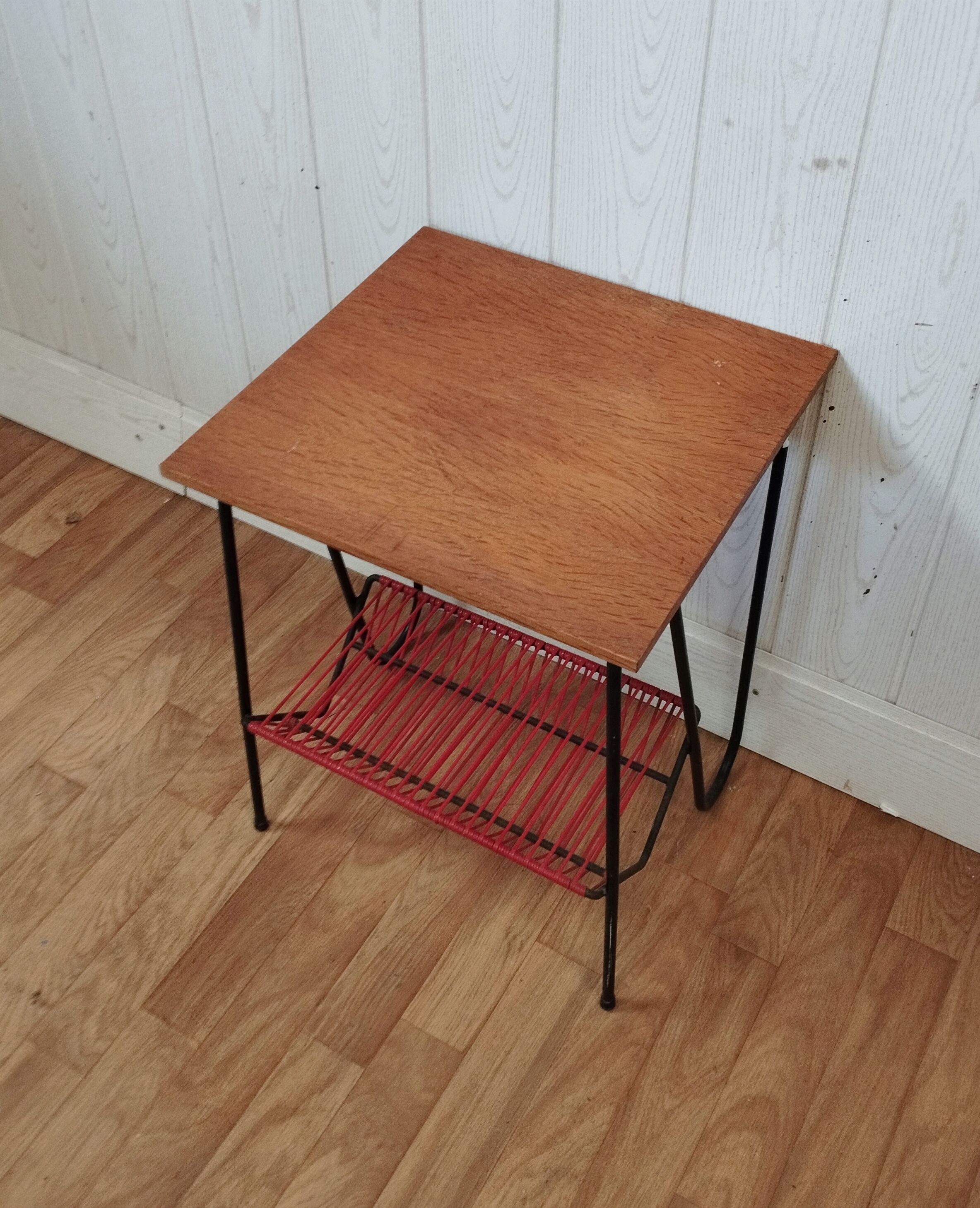 Side table turntable vinyl record holder