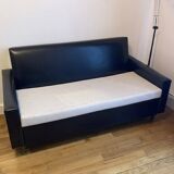 Compact vintage canapé - convertible 2-seater black skai – 70s/80s