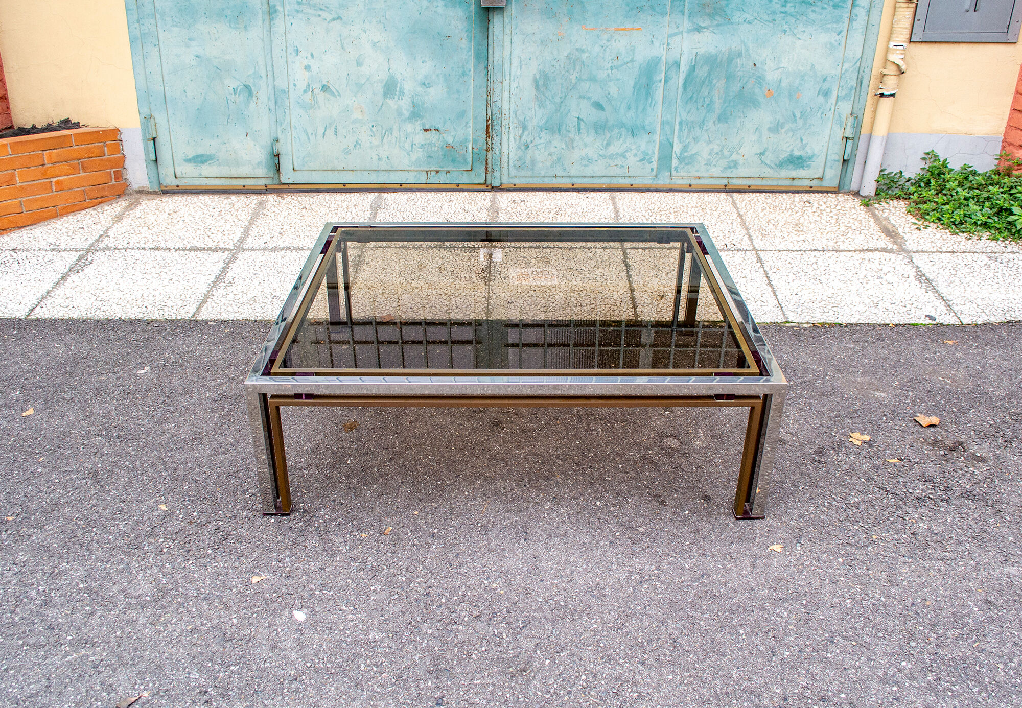 Coffee table in steel and brass, with decorations in colored plexiglas Italy 70s