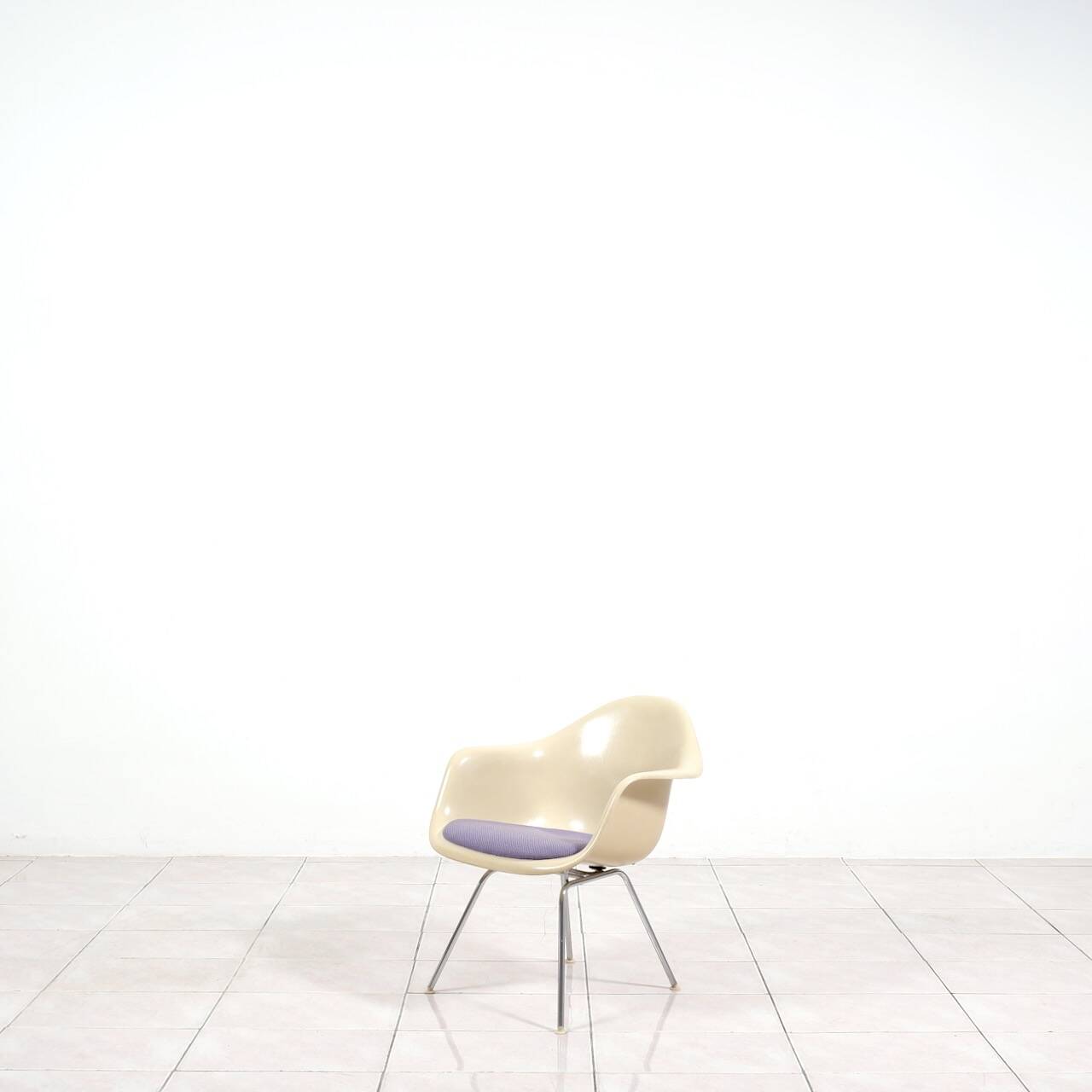 4 Eames DAX fiberglass lounge chairs with purple upholstery by Herman Mille