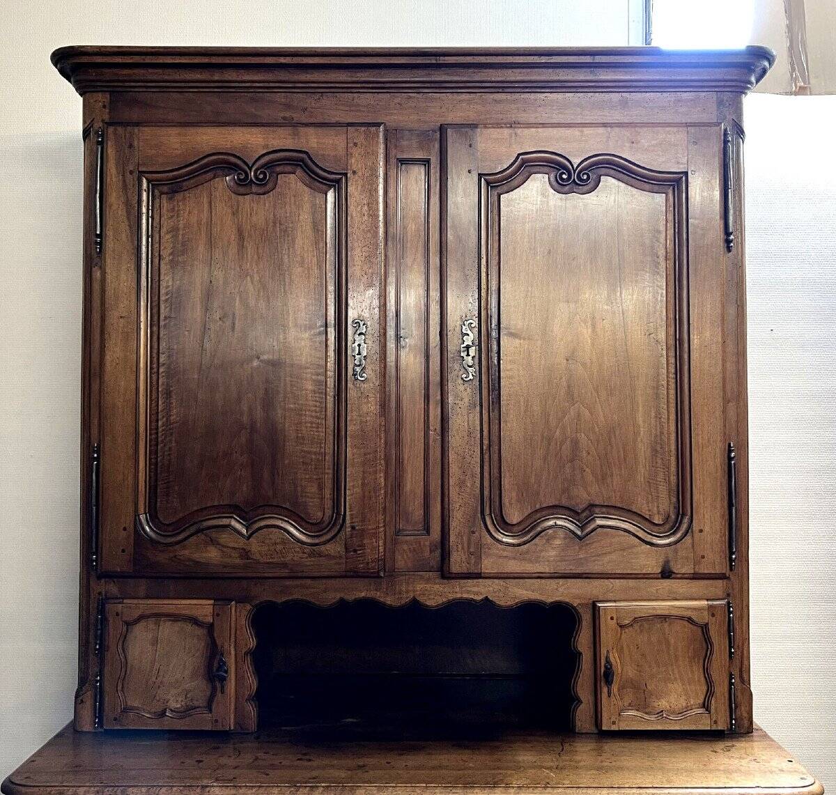 Louis XV Style Buffet in Solid Walnut