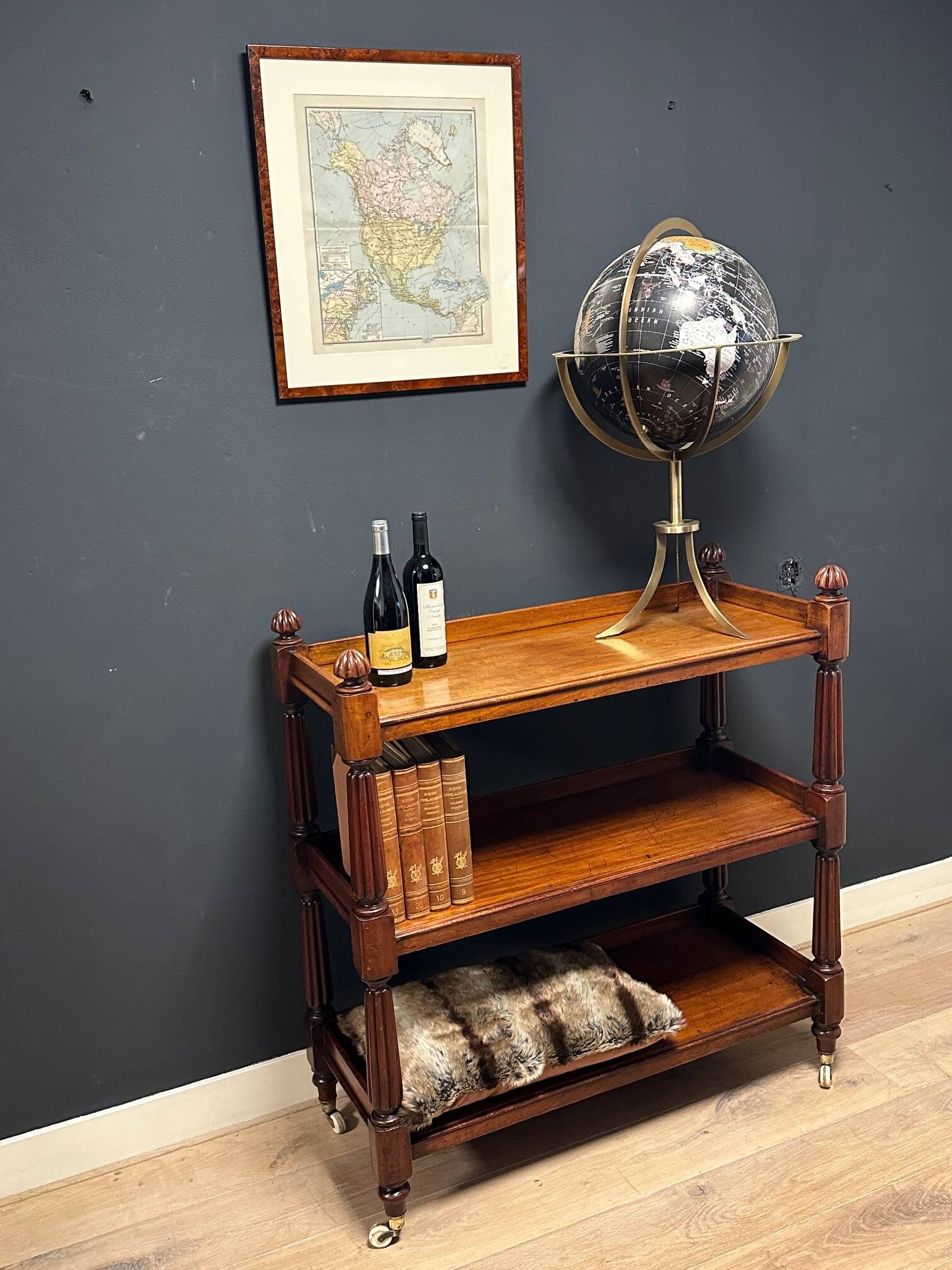 Antique mahogany tiered stand