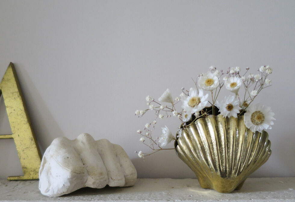 Coquillage en laiton porte courrier