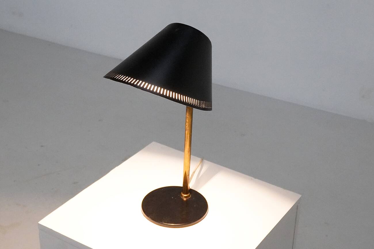 Model 9227 table lamp by Paavo Tynell for Idman, 1950s