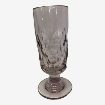 Vase verre en cristal taillé mauve vers 1900