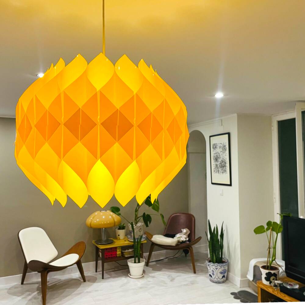 Lampe moderne du milieu du siècle en acrylique jaune