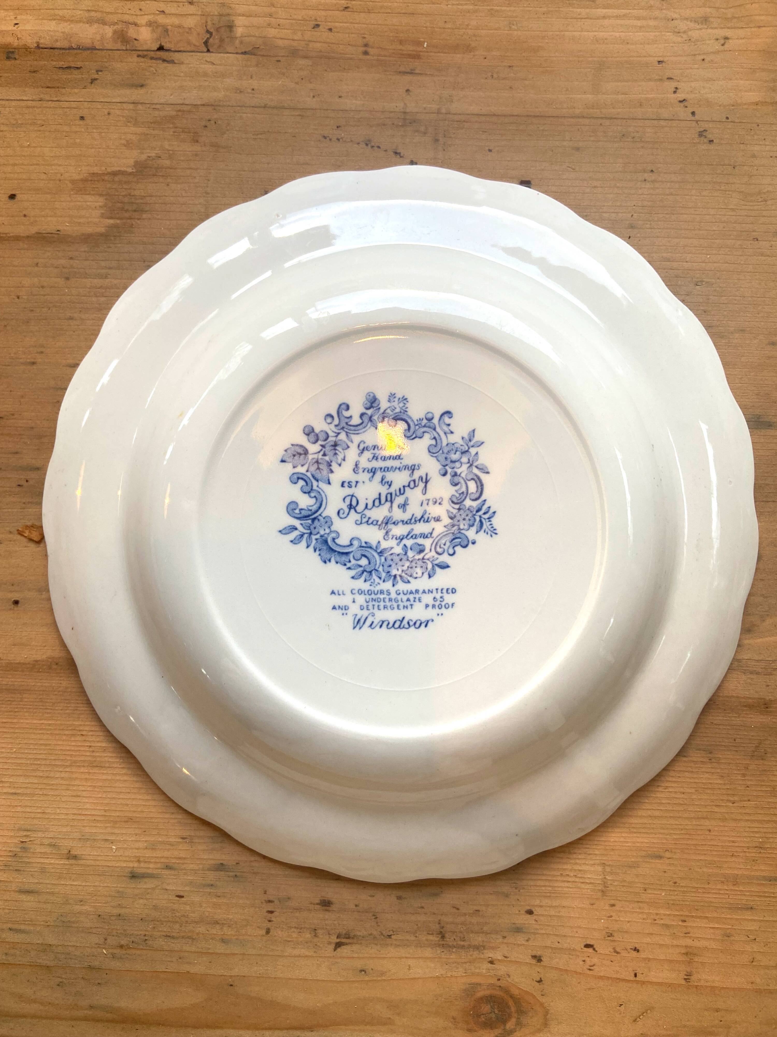 24 windsor english porcelain plates