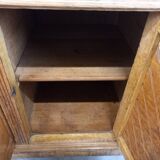 Marble top store bank