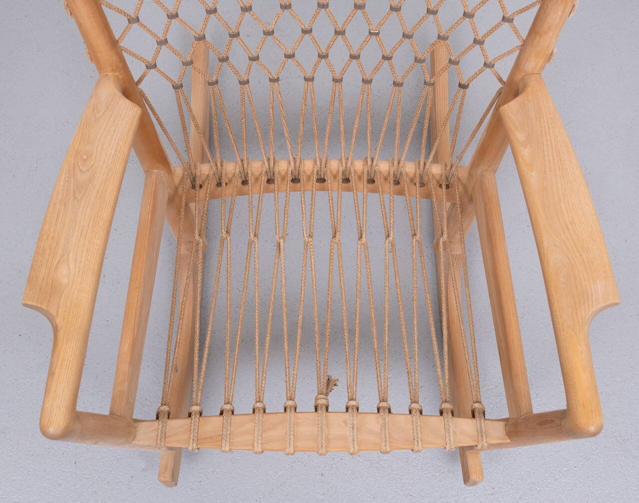 Beautiful Hans J Wegner PP 124 Net chair for PP Mòbler