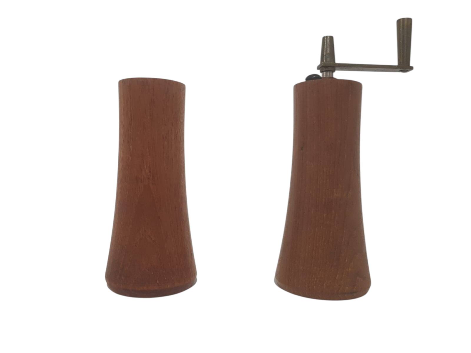 Teak salt shaker and pepper mill, Laurids Lonborg, Denmark, 1960s.