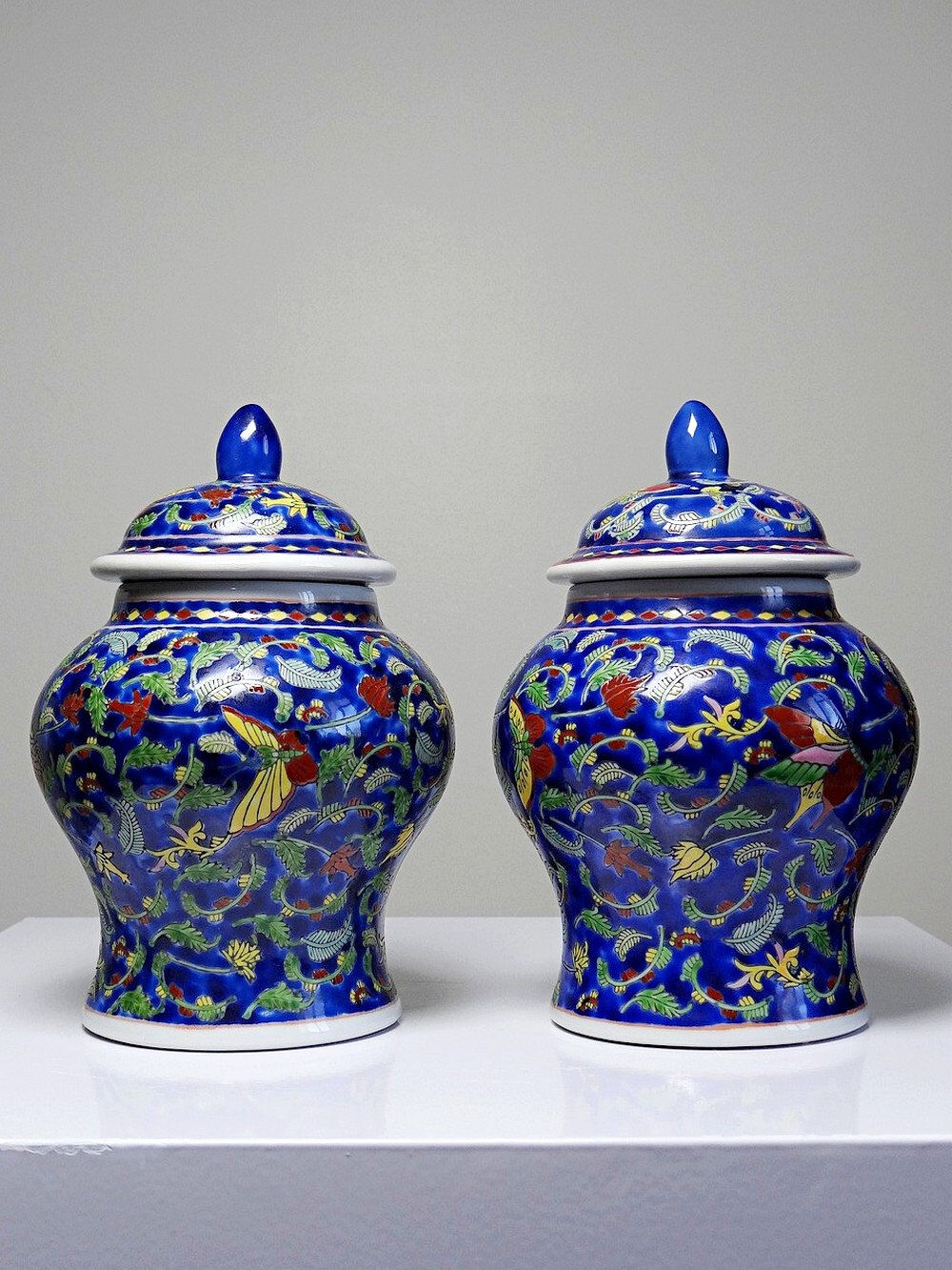 2 pots à gingembre vintage en porcelaine de Chine émaillée