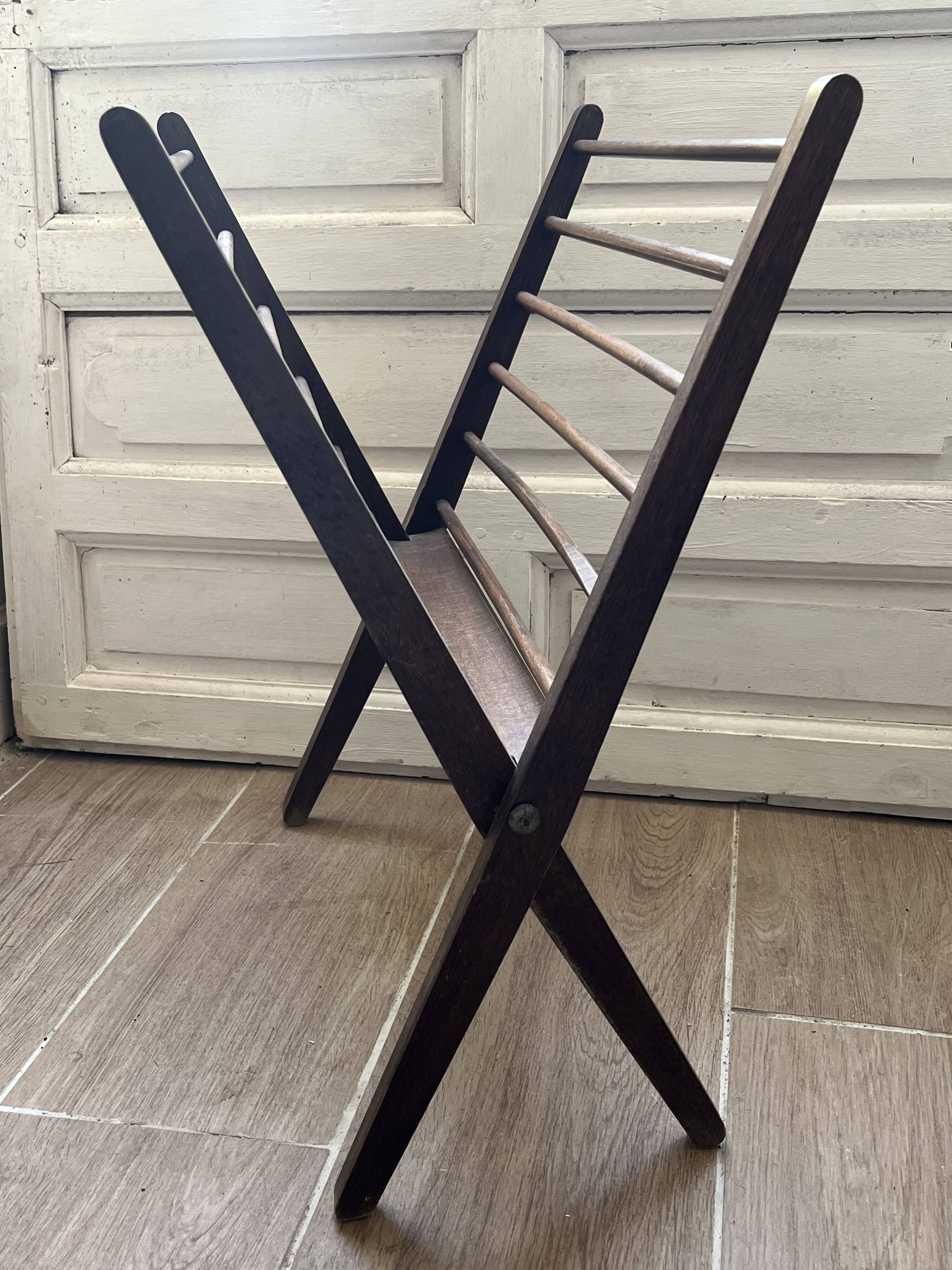 Magazine rack