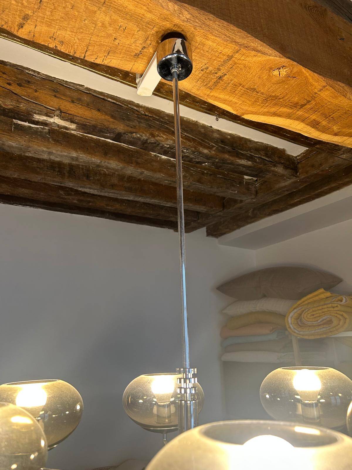 Sciolari chandelier with 6 branches in chrome.