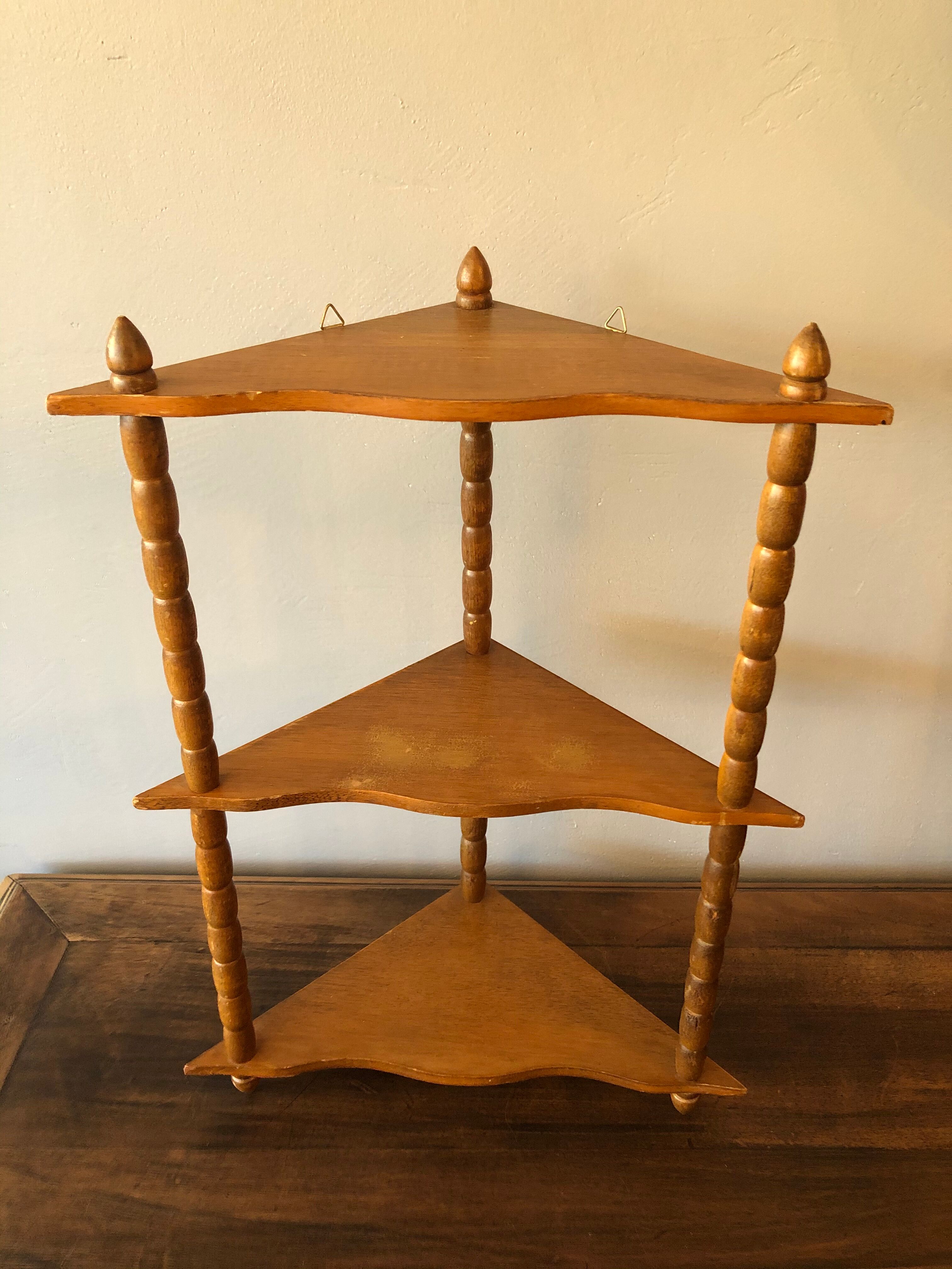 Shelf to be laid or hung