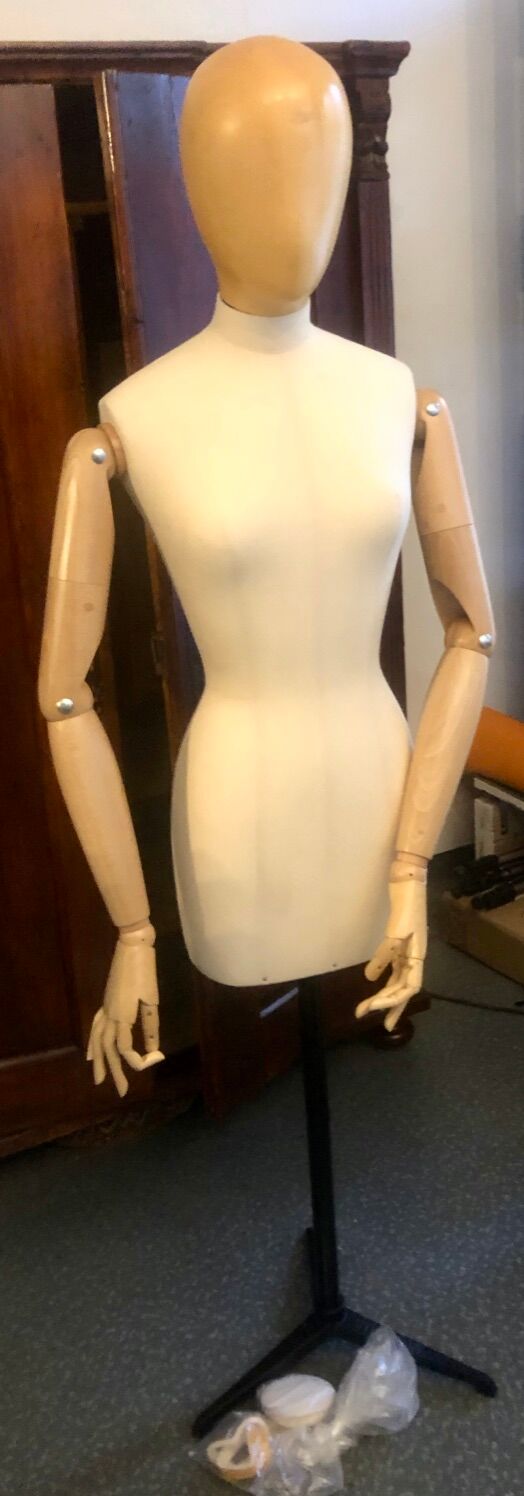 Articulated Stockman Female Model