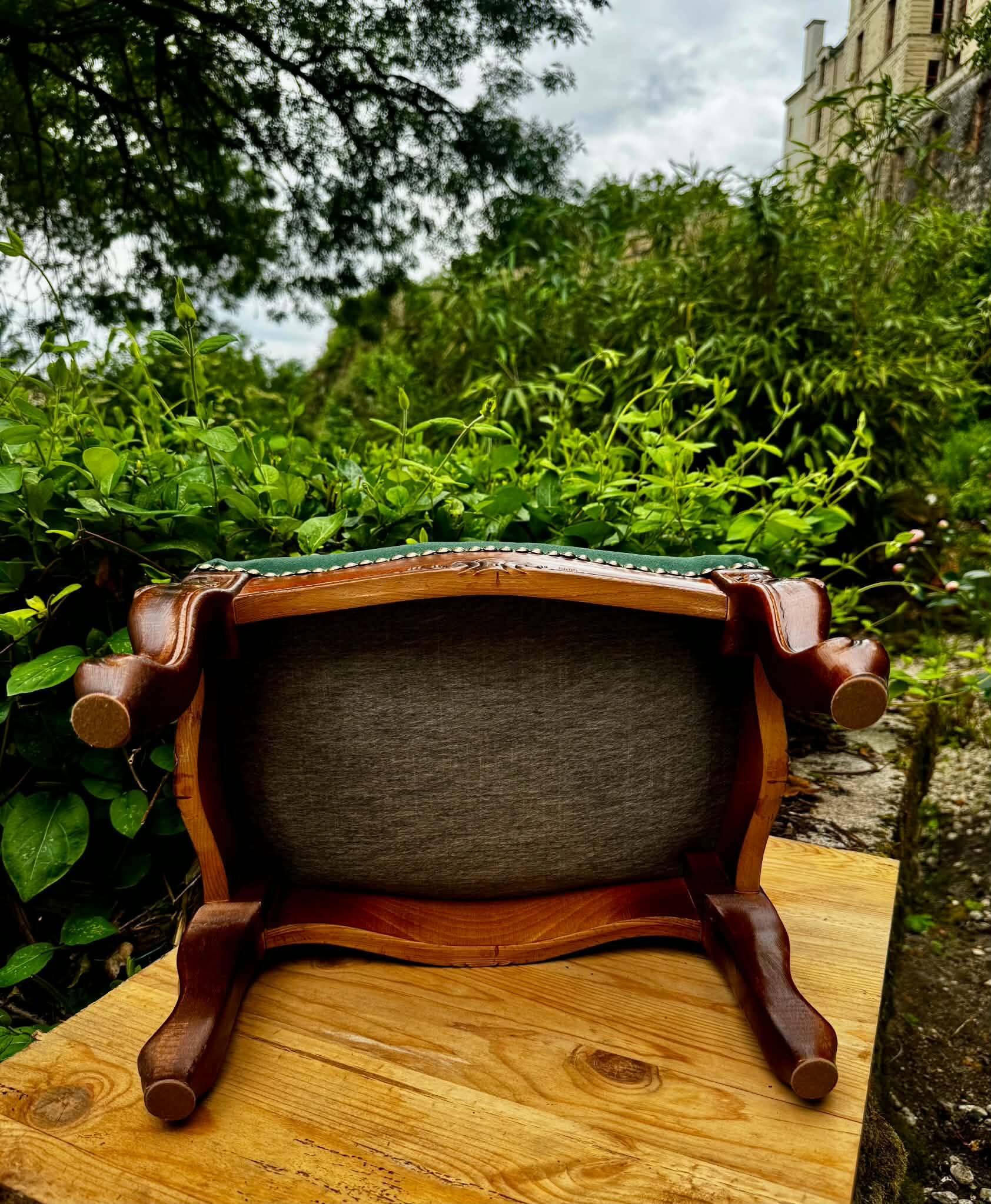 Louis XV style footrest in green velvet