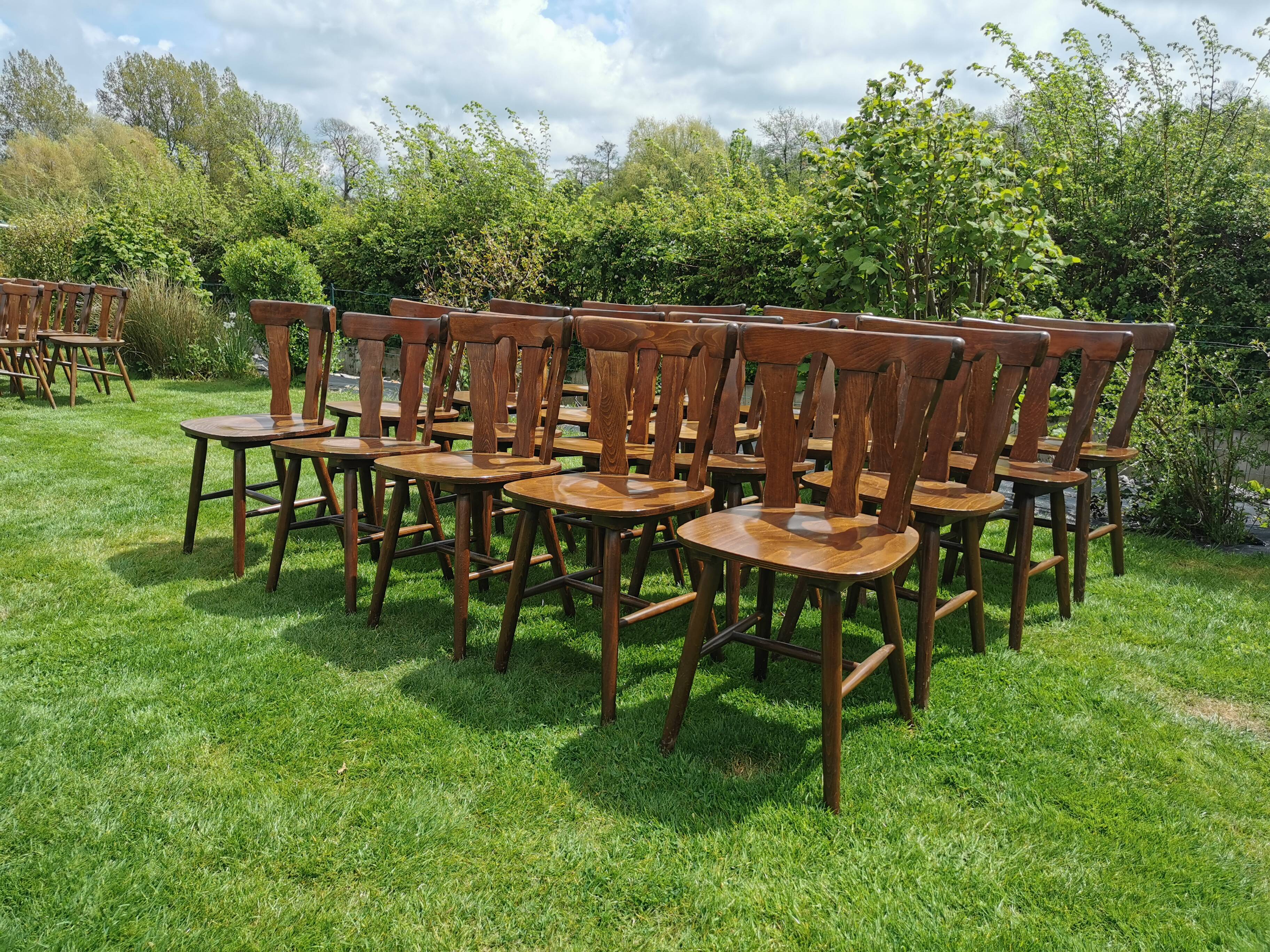 Lot de 20 chaises bistrot