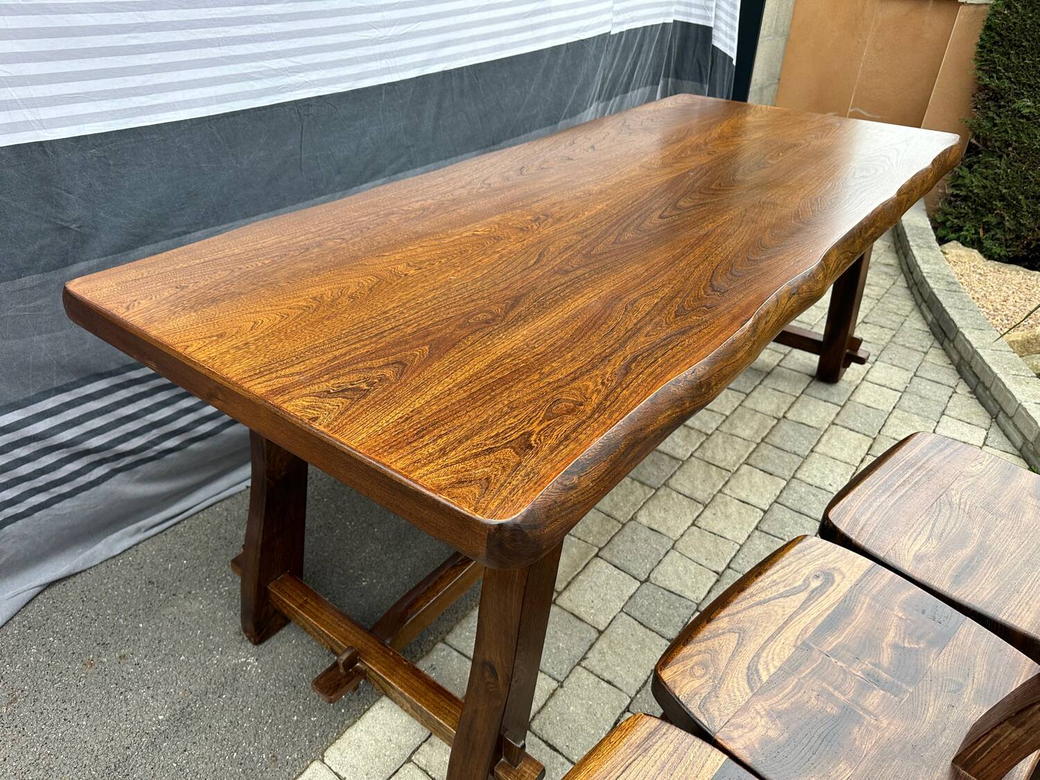 Aranjou table and chairs set 1980