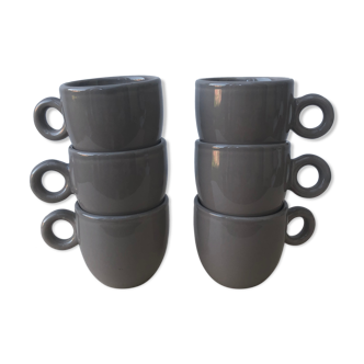Grey coffee cups