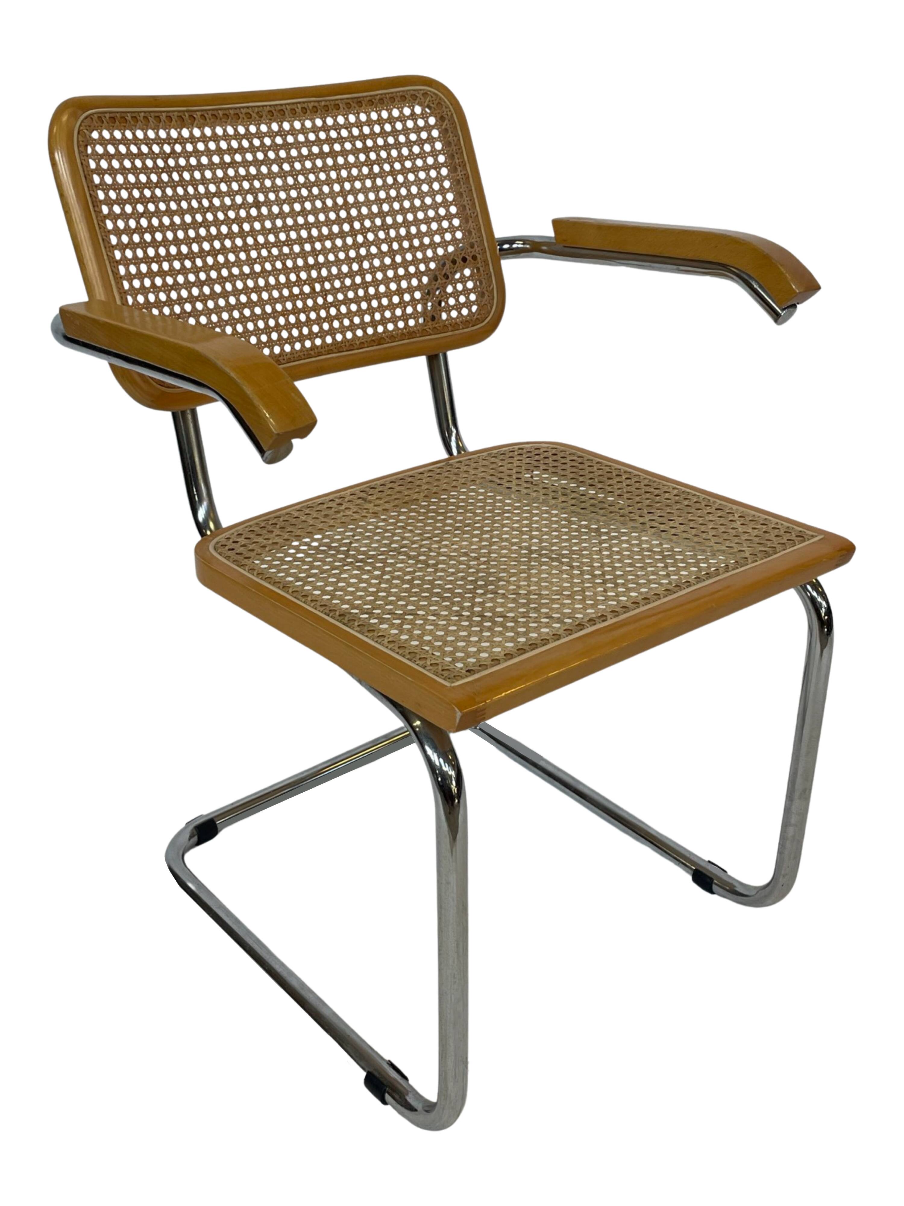 Cesca chair B64 with armrests by Marcel Breuer Design