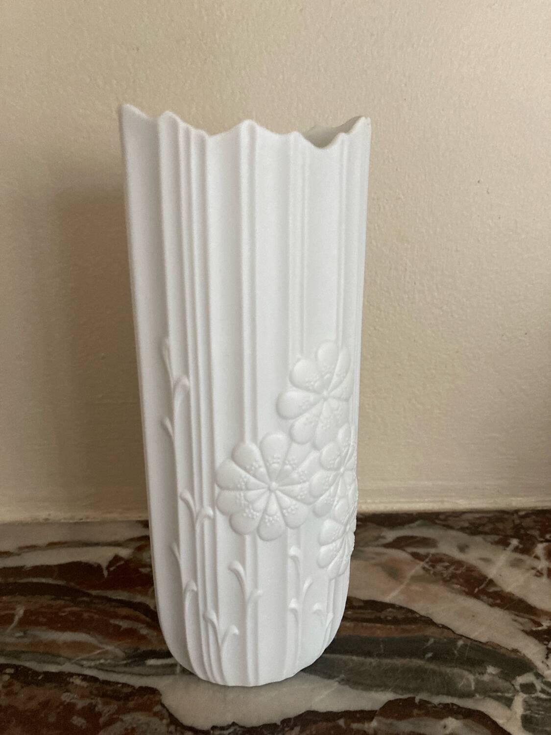 White biscuit vase by Kaiser by M. Frey