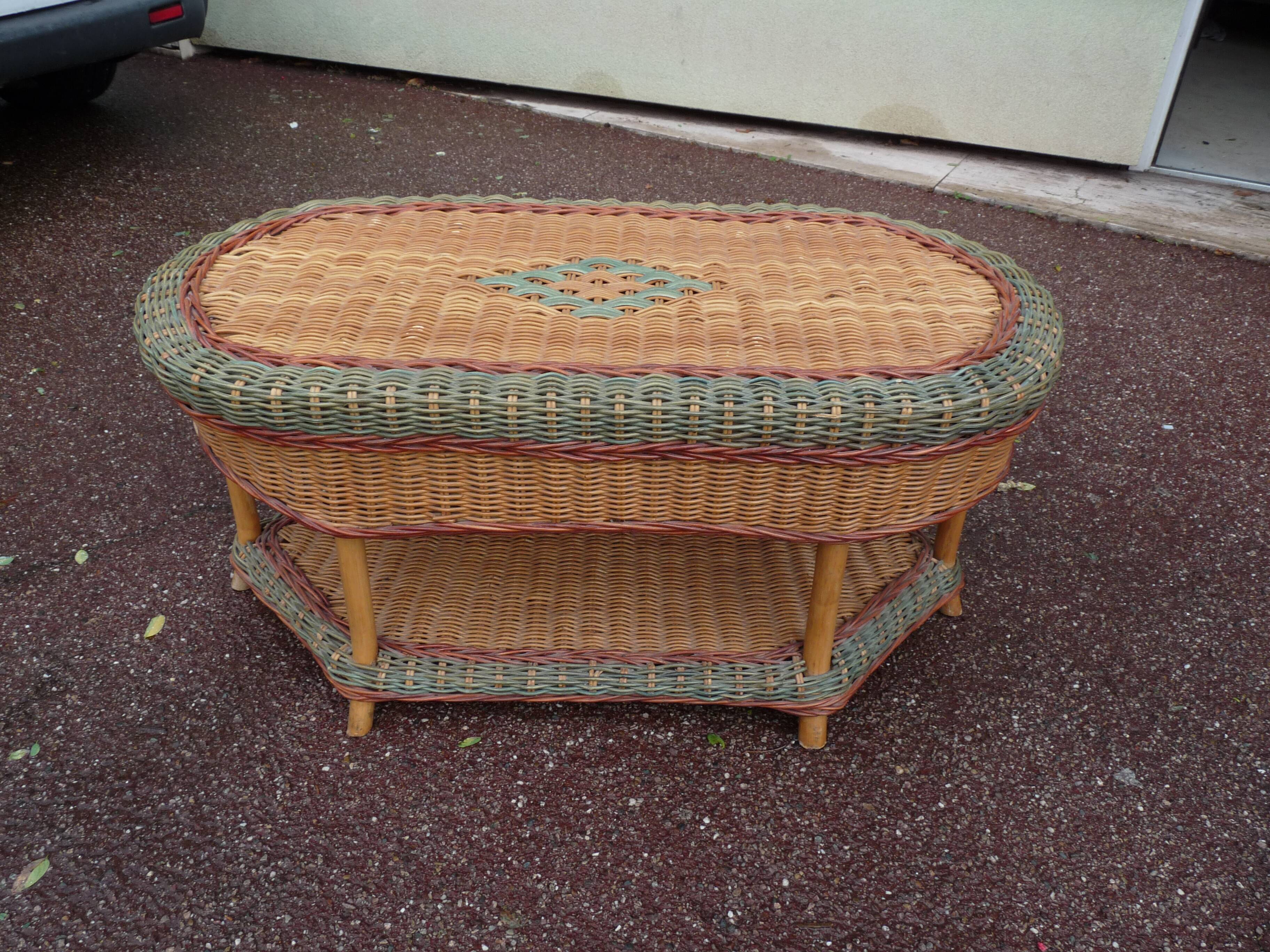 Coffee table - Wicker - Rattan - green red brown