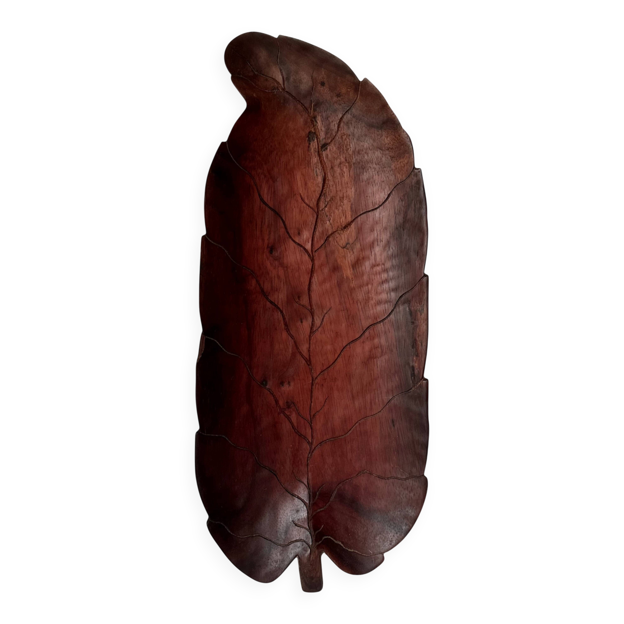 XXL wooden pocket tray in the shape of a leaf