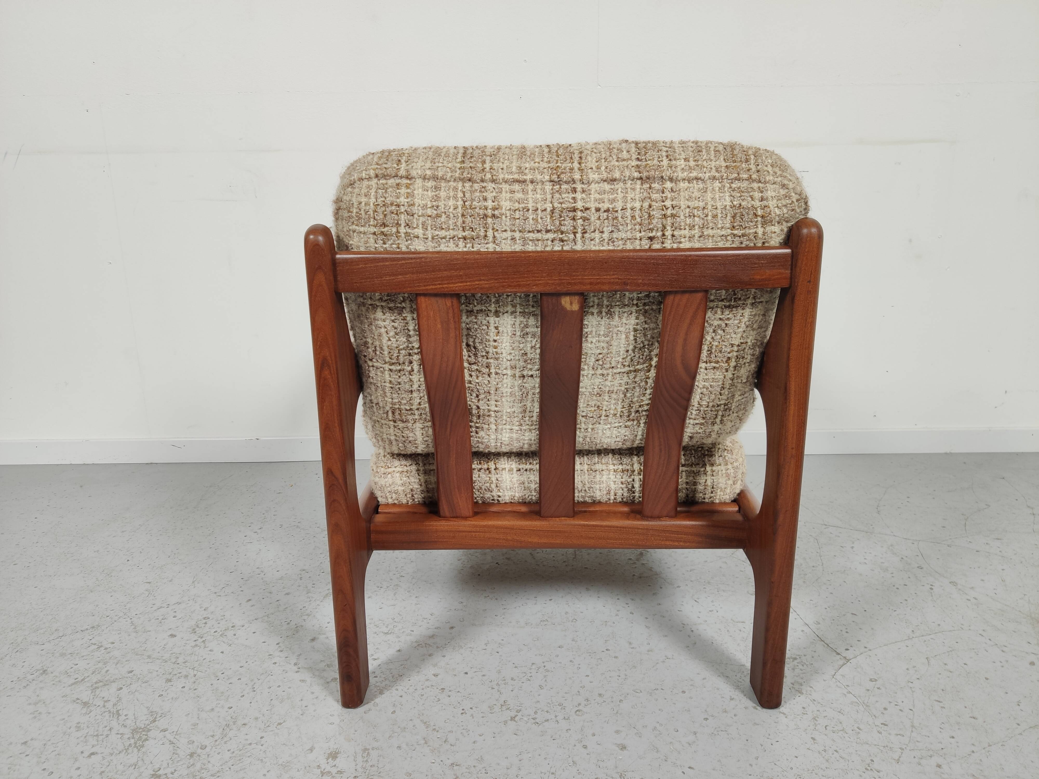 Fauteuil vintage en Afromosia années 70