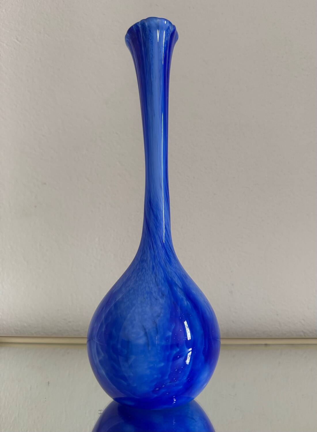 Antique Murano glass soliflore vase