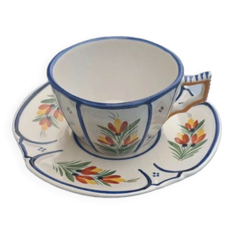 Tasse et soucoupe faïence Henriot Quimper numérotée