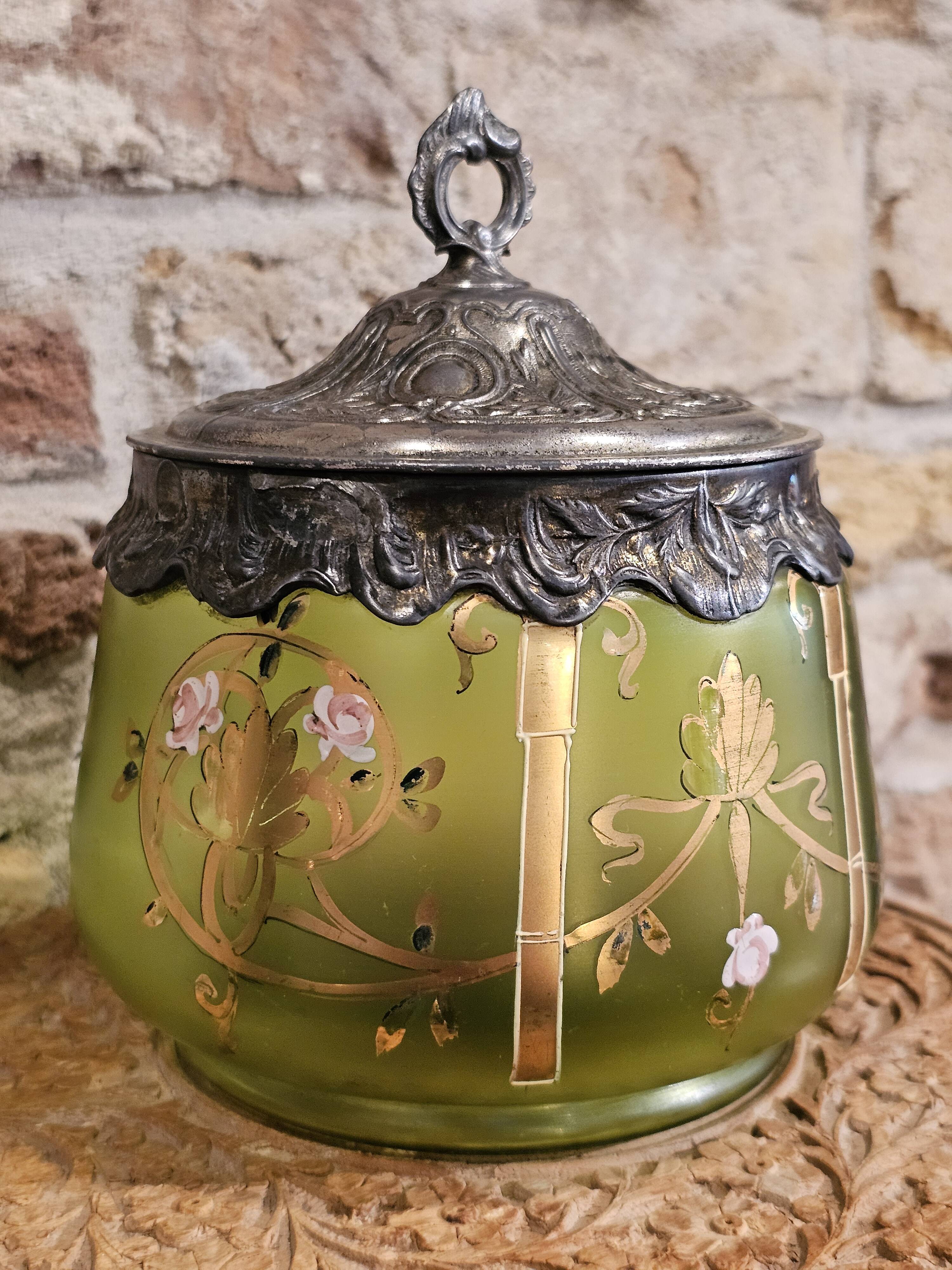 Boîte en verre bohémien antique Carl Hosch vers 1906