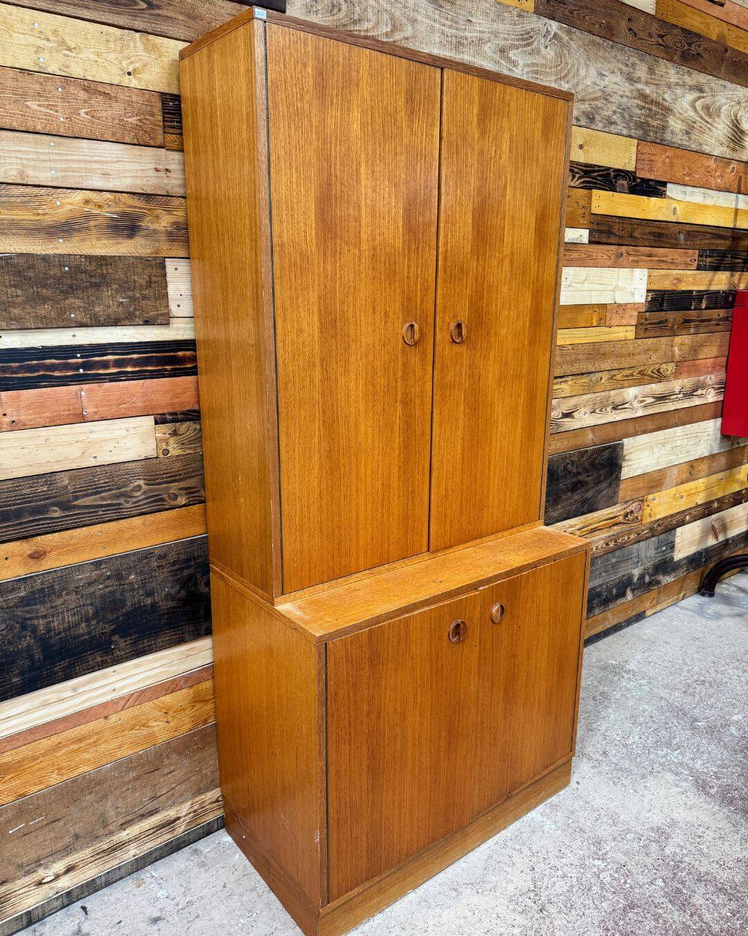 Teak bookshelf - 1960s