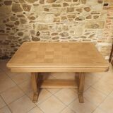 Art deco table