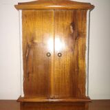Meuble armoire miniature